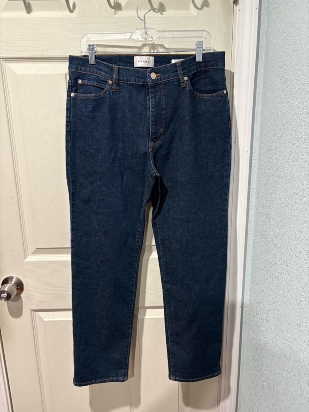 Frame Denim The Borrowed Ankle jeans